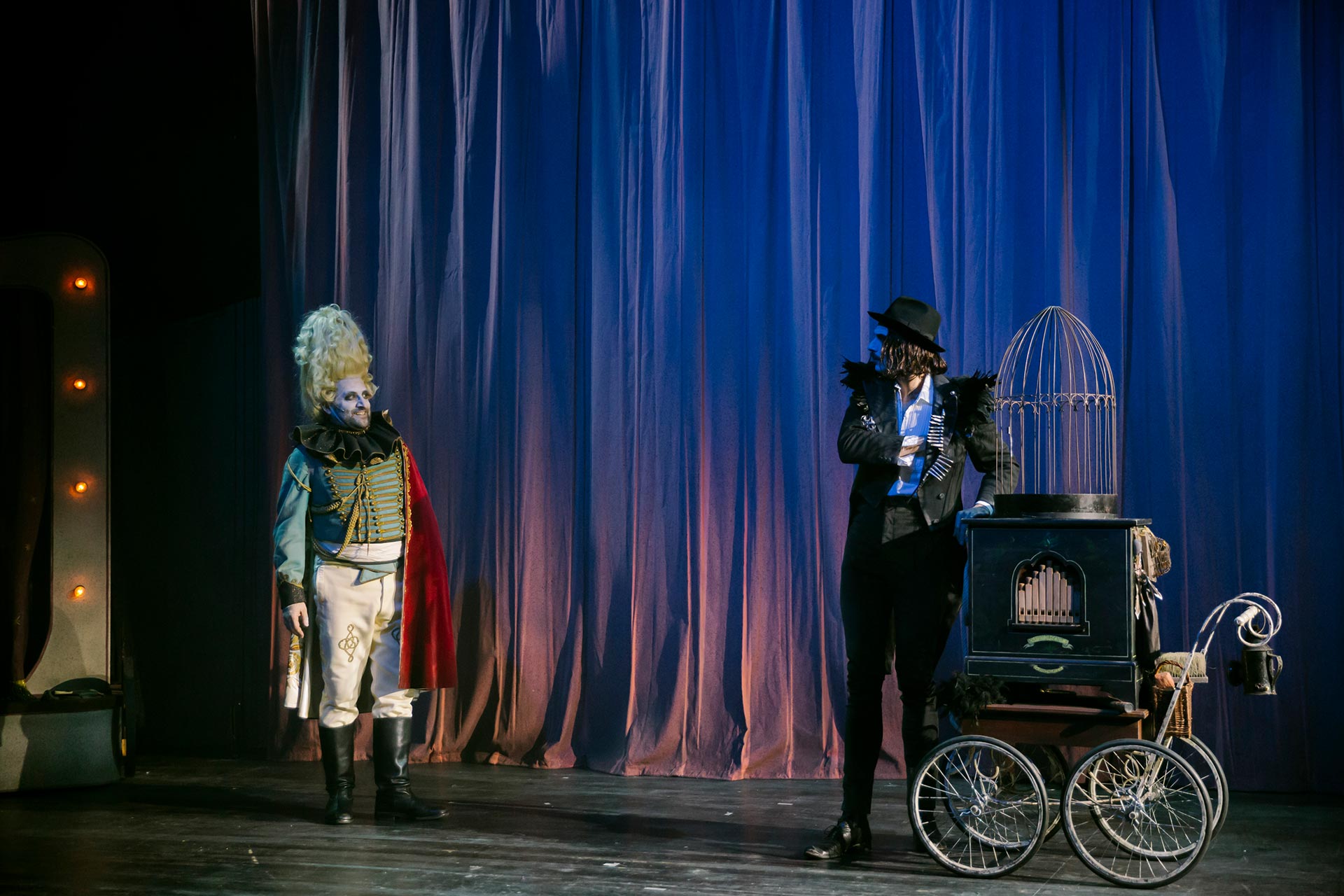 Tamino und Sarastro... Gunther Eckes, Wolfram Rupperti | Foto  © Marcella Ruiz Cruz | Die Zauberfloete 0516