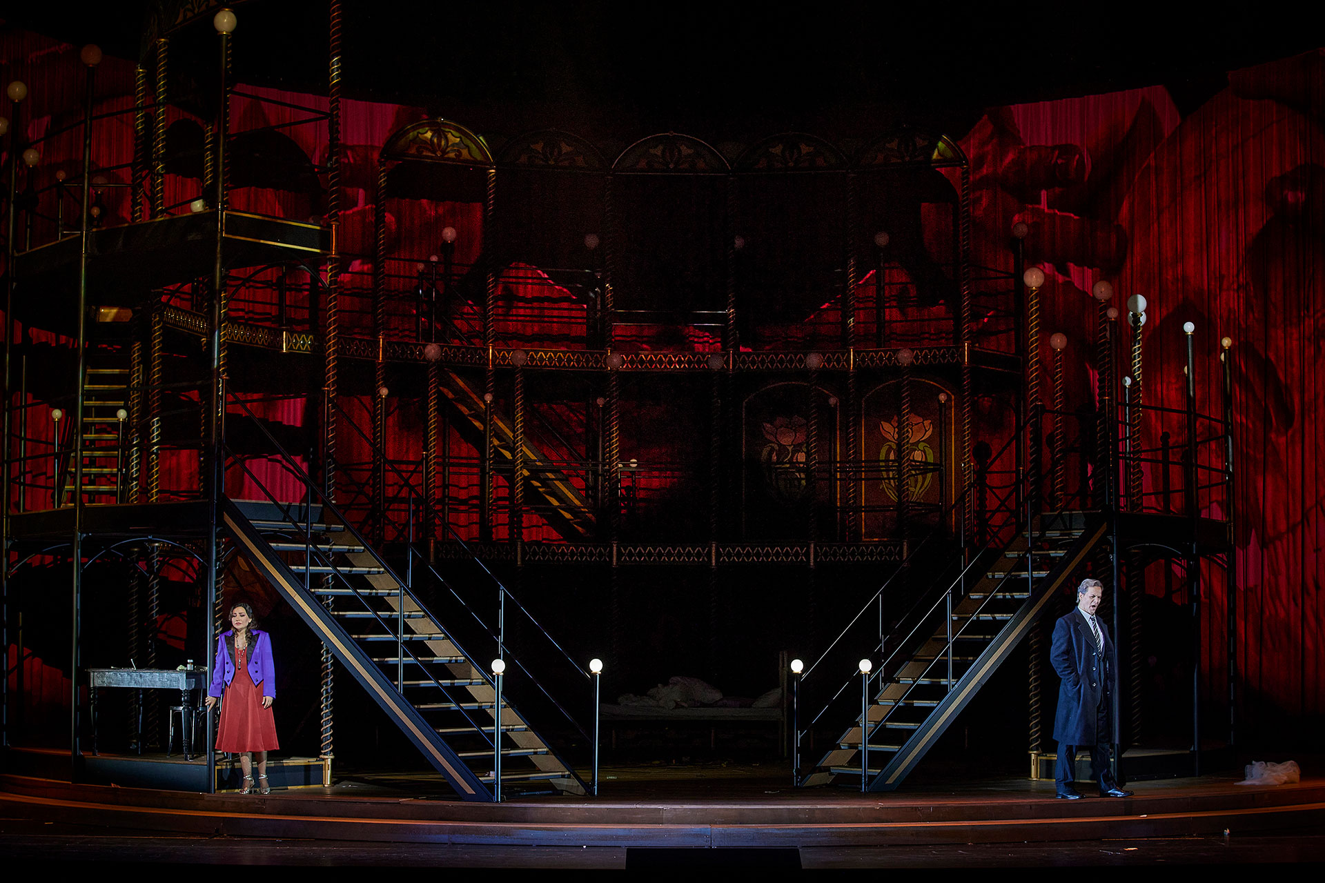 Nina Minasyan (Violetta Valéry), Alexey Markov (Giorgio Germont) La Traviata Gp 257 01 | Foto © Semperoper Dresden/Ludwig Olah |