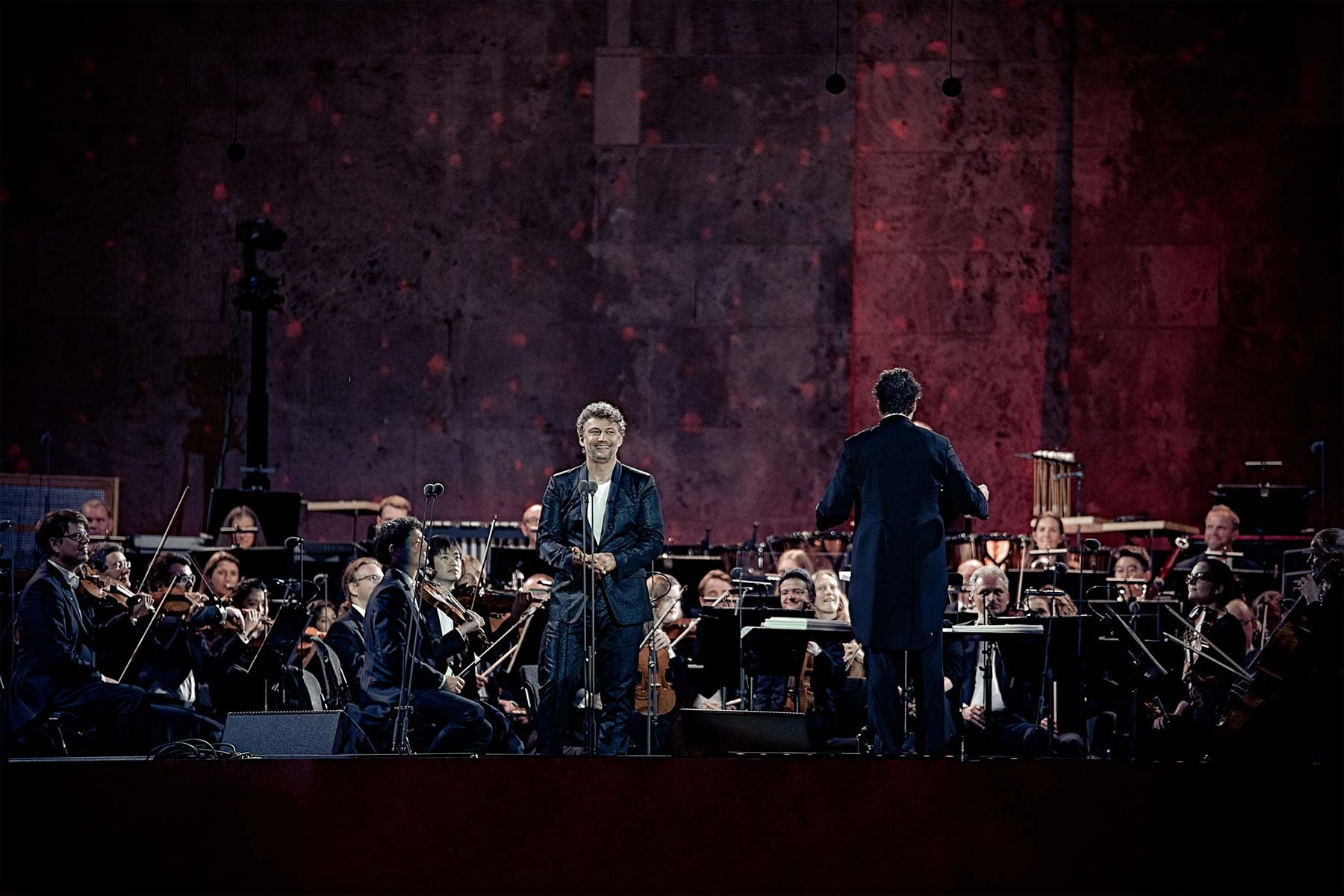 Jonas Kaufmann in der Berliner Waldbühne im Juli 2018. Foto  © Kai Heimberg